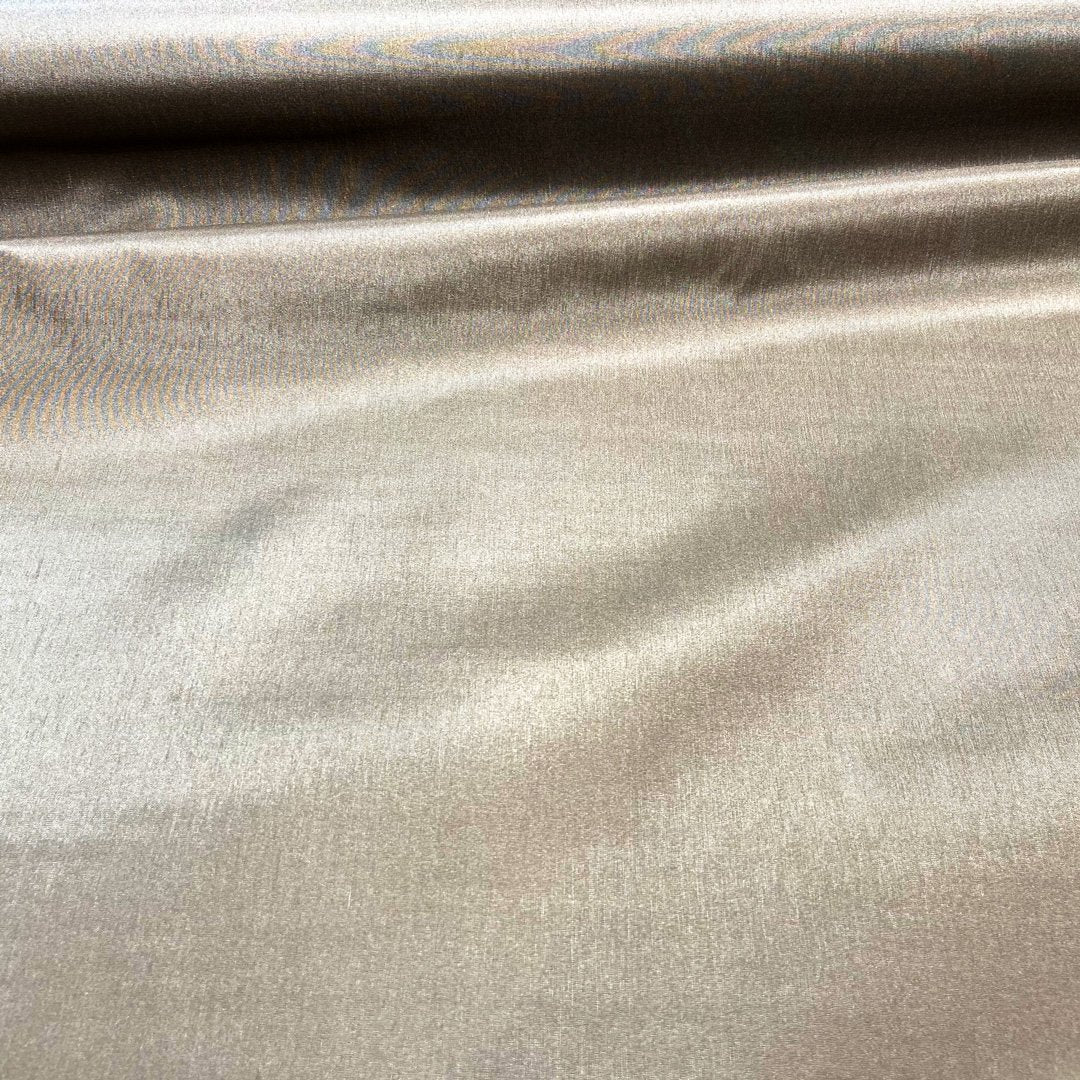 Tissu Pongé de soie, fabrication française, souple et léger, taupe, 50cm – Image 3