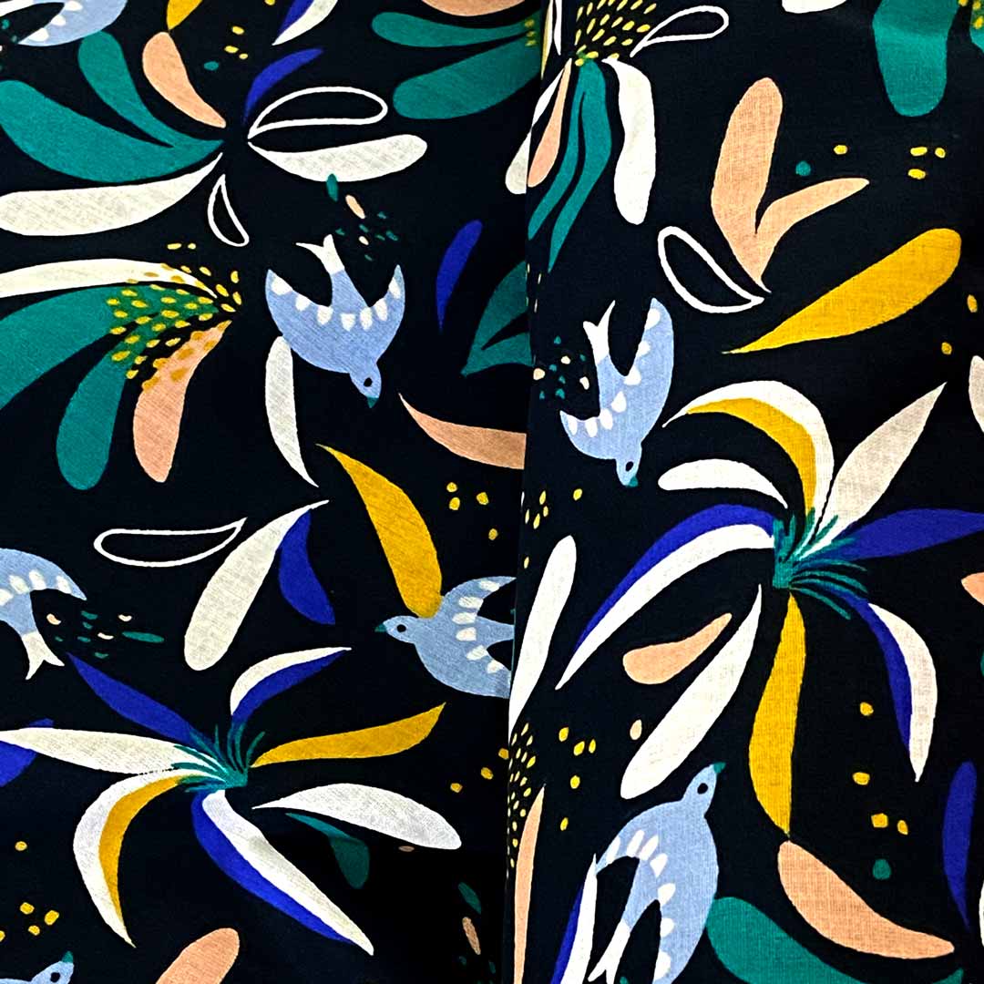 Tissu coton Lisboa nuit/vert motifs floral et oiseaux, tissu Domotex, 50cm – Image 4