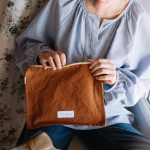 Trousse de toilette marron caramel en épaisse toile de coton bio
