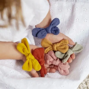 Barrette nœud gaze de coton vert pour cheveux accessoire vêtement enfant
