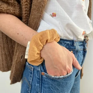 Chouchou cheveux accessoire femme en gaze de coton camel