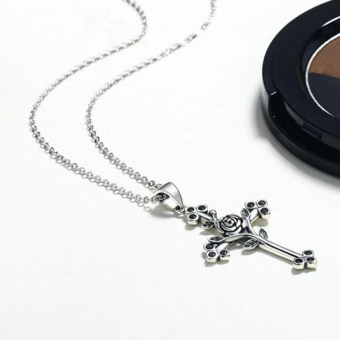 Collier croix rose – Image 3