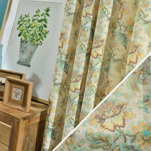 Rideau motif fleuri