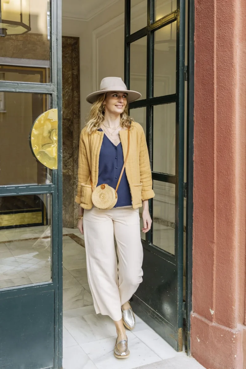 Veste matelassée vêtement femme en gaze de coton camel – Image 3